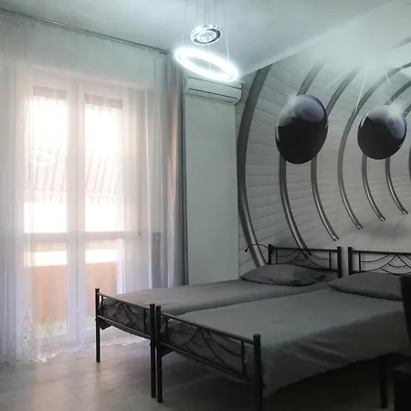 5 Min Da Fiera - Casa Con 2 Da Letto Con Parcheggio Gratuito 公寓 *